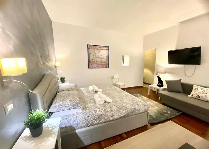 Navona Suite Viola